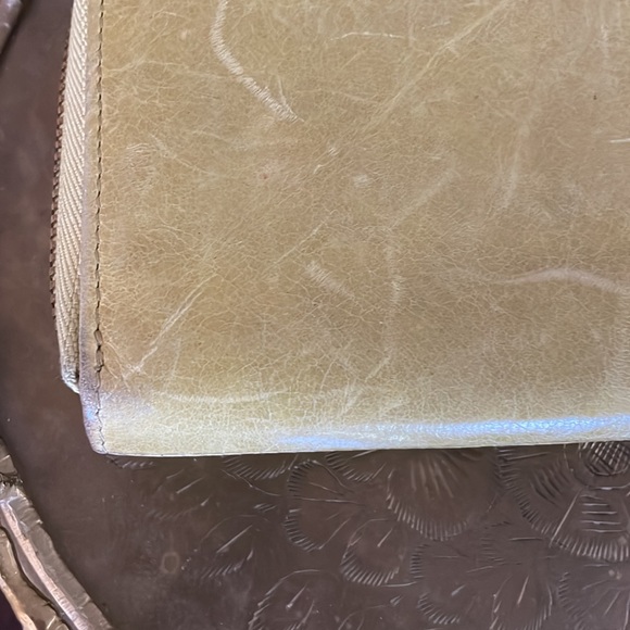 Hobo Wallet Billfold Kiss lock Citron - Picture 12 of 13